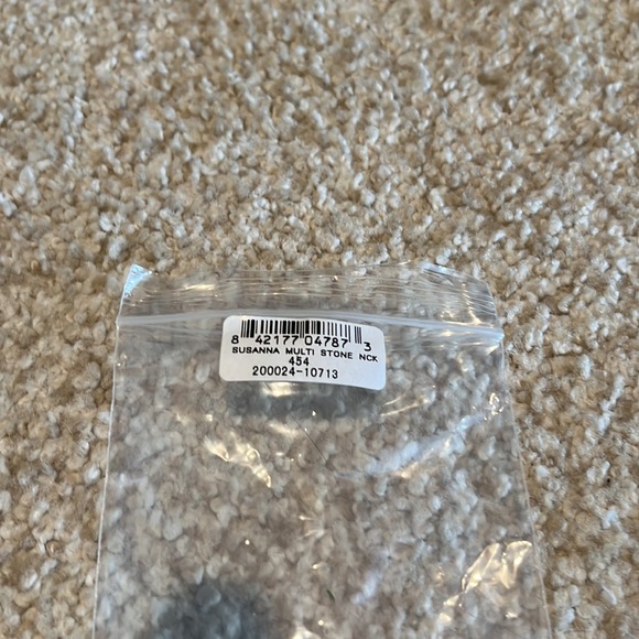 NIB Kendra Scott Susanna multistone necklace - Picture 3 of 4